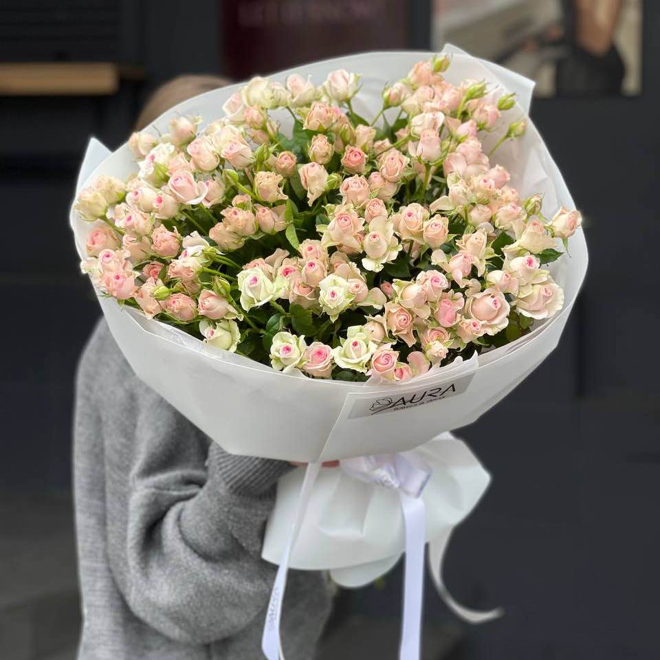 Кущова троянда