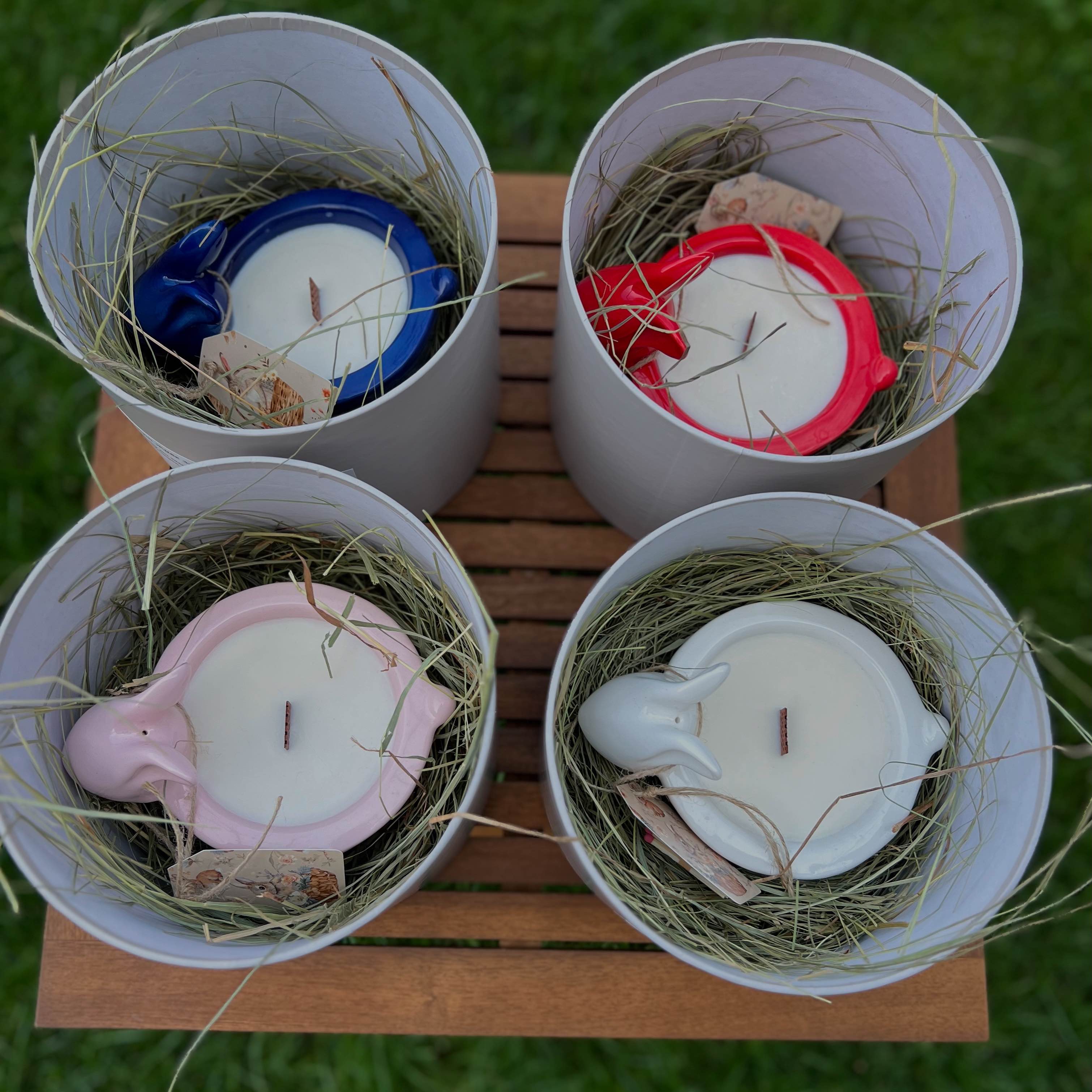 Свічка Зайчик, що несе світло