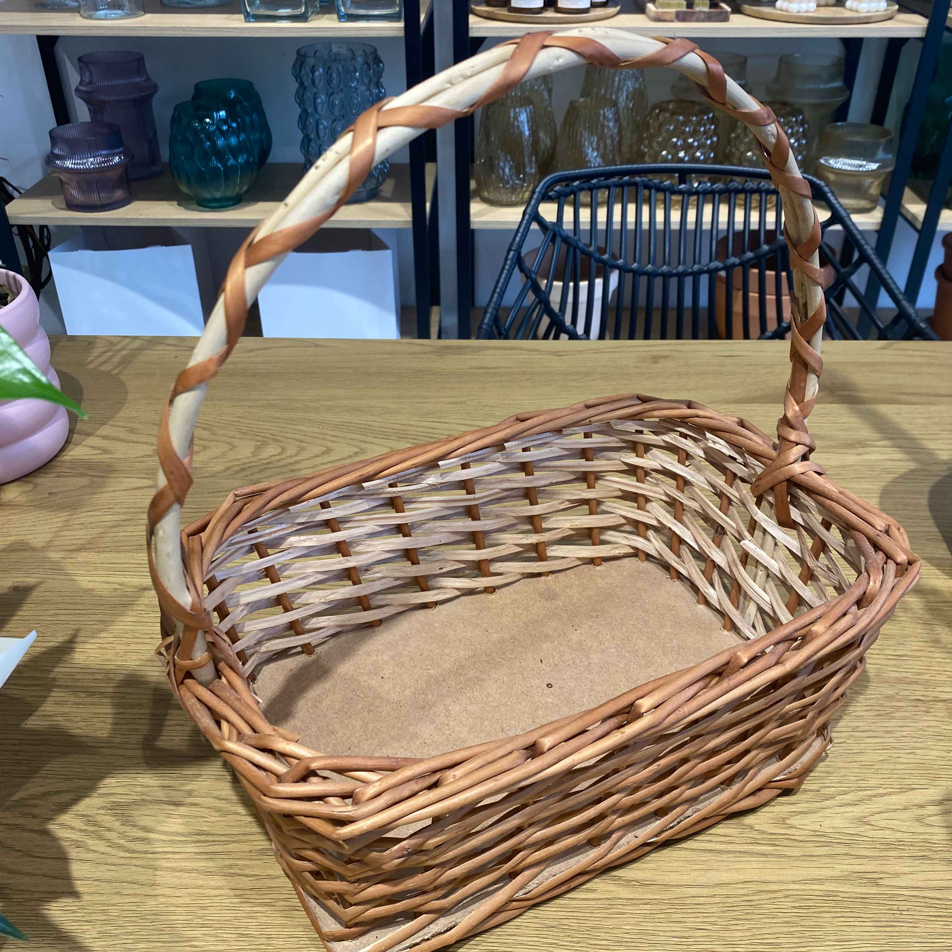 Корзина плетена прямокутна 35х20см