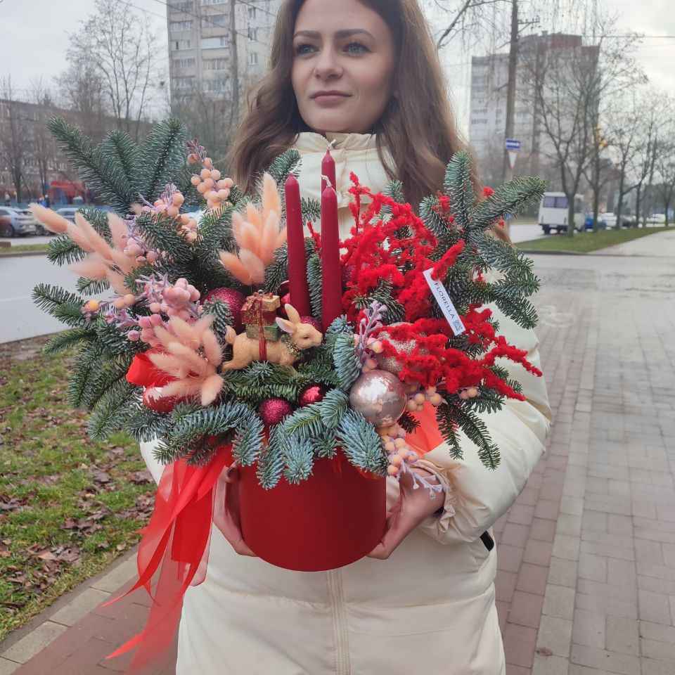 Новорічна композиція з кроликом