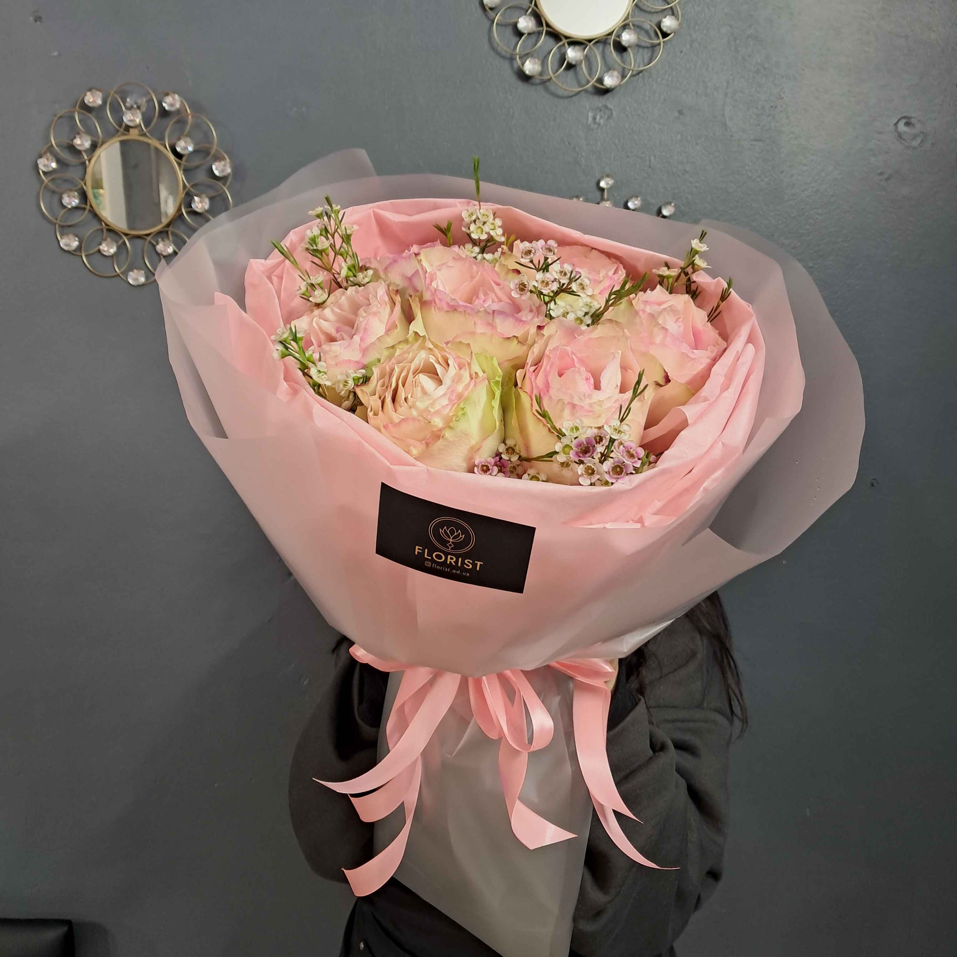 Букет из роскошной пионовидной розы