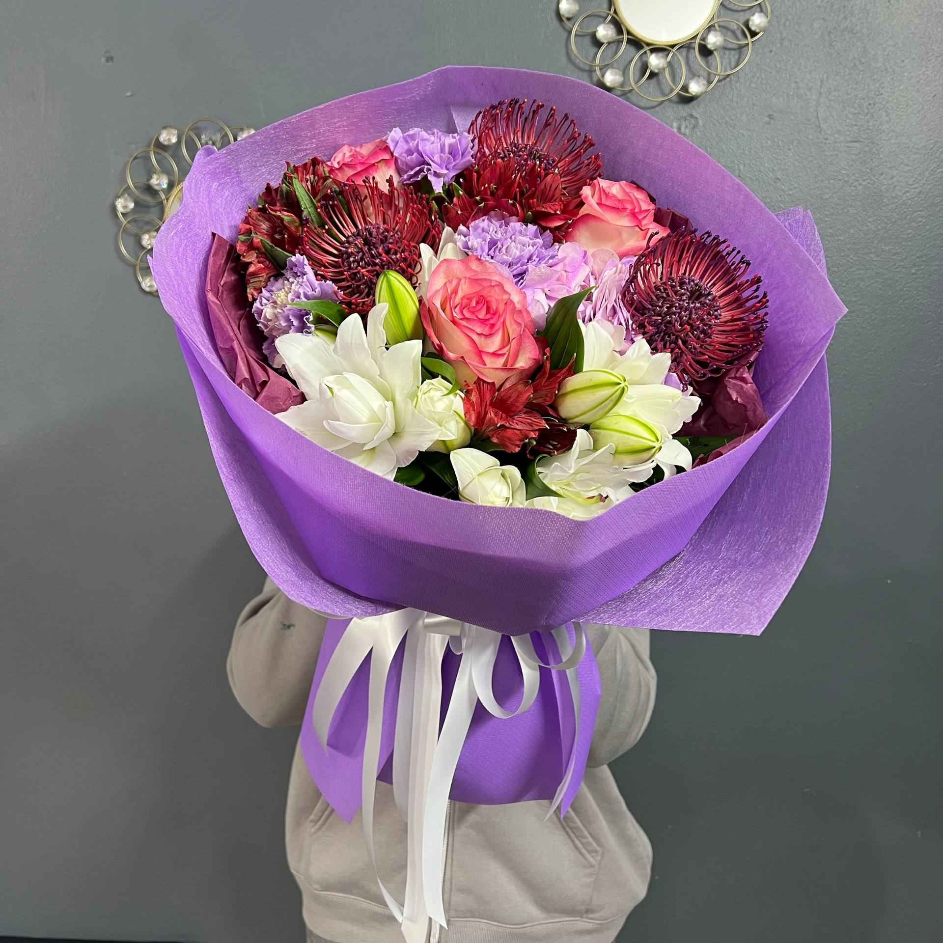 Невероятный сборный букет